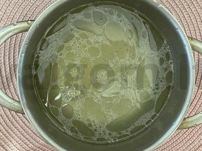 Žirnių sriuba su vištiena ir petražolėmis Žingsnis 1