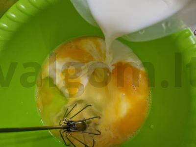 Ploni blynai be druskos ir cukraus Žingsnis 1