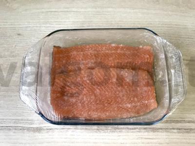 Silpnai sūdyta upėtakis su degtine Žingsnis 3