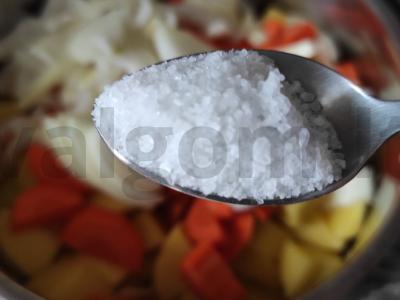 Vištiena su bulvėmis kepimo maiše Žingsnis 2