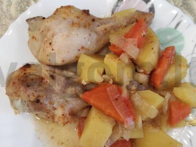 Vištiena su bulvėmis kepimo maiše pagrindine nuotrauka