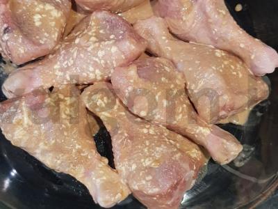 Vištienos blauzdelės sojų padaže orkaitėje Žingsnis 3