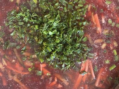 Šaltas burokėlių sriuba su mineraliniu vandeniu Žingsnis 5