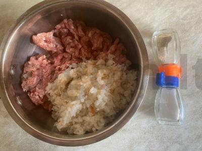 Kopūstai su kaimišku faršu pomidorų padaže Žingsnis 3