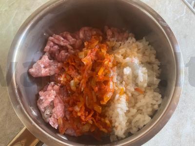 Kopūstai su kaimišku faršu pomidorų padaže Žingsnis 4