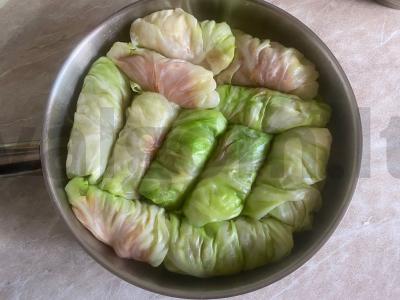 Kopūstai su kaimišku faršu pomidorų padaže Žingsnis 10