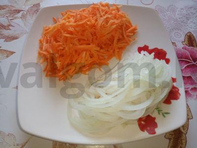 Labai skani troškinta skumbrė su bulvėmis ir daržovėmis Žingsnis 2