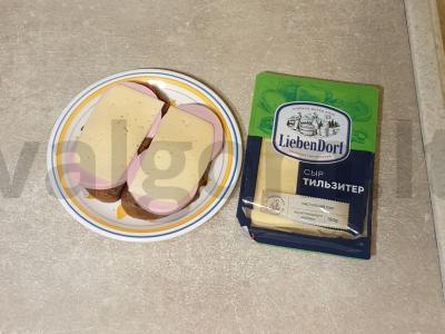 Karšti sumuštiniai su tirpstančiu sūriu Žingsnis 4