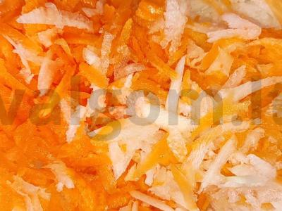 Daikon ir morkų salotos su majonezu Žingsnis 2