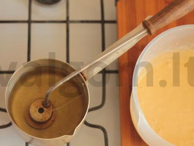 Pyragas „Grybai krepšyje“ Žingsnis 3