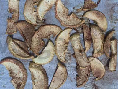 Obuolių traškučiai su maltomis cinamonu orkaitėje Žingsnis 3