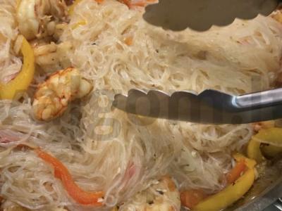 Funchosa su langustinais ir daržovėmis Žingsnis 4