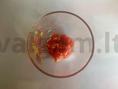 Tostai su kiaušinių-sūrio įdaru pusryčiams Žingsnis 1