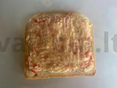 Tostai su kiaušinių-sūrio įdaru pusryčiams Žingsnis 5