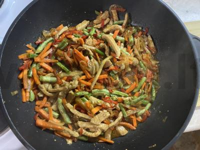 Vokas su kiauliena ir kvietiniais makaronais Žingsnis 4