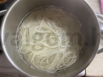 Vokas su kiauliena ir kvietiniais makaronais Žingsnis 5