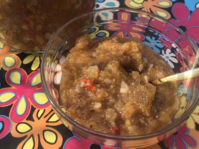 Figų padažas mėsai pagrindine nuotrauka