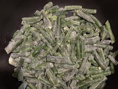 Vitaminų salotos su pupelėmis Žingsnis 1