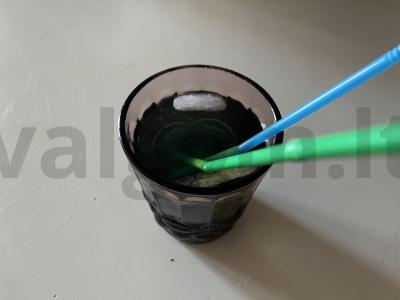 Šaltas gėrimas „Mėlynoji Laguna“ su obuolių sultimis pagrindine nuotrauka