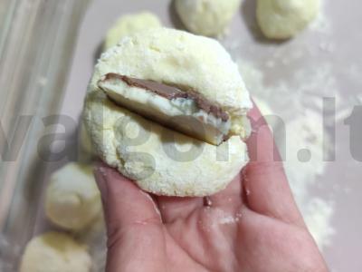 Šokoladiniai-kokosiniai varškėčiai su vyšnių padažu Žingsnis 5