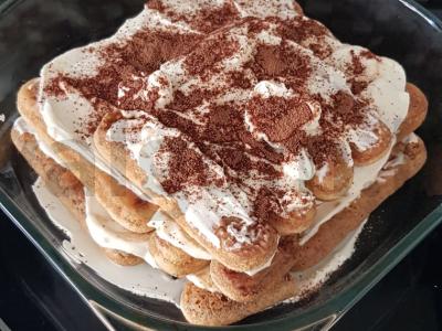 Klasikinis tiramisu pagrindine nuotrauka