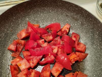 Baltymų salotos su tunu ir prieskoniais Žingsnis 4