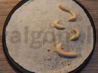 Tortilija su jautienos faršu, saldžiais pipirais ir sūrio padažu Žingsnis 4