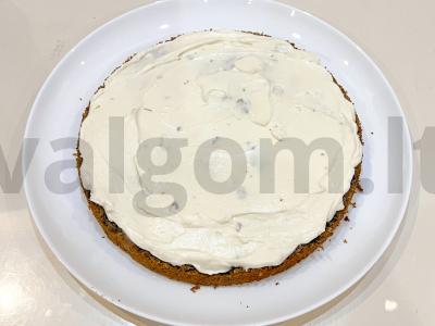 Bananų-vyšnių pyragas su grietinėlės sluoksniu Žingsnis 7