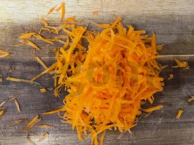 Sriuba su meatballs ir petražolėmis pietums Žingsnis 2