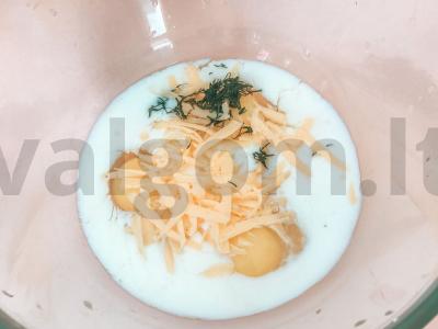 Švelnus omletas su cukinijomis ir sūriu lėtoje viryklėje Žingsnis 2