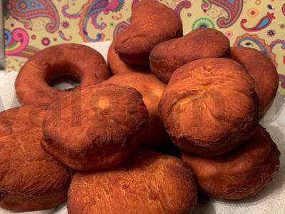 Pyragai ant pieno pagrindine nuotrauka