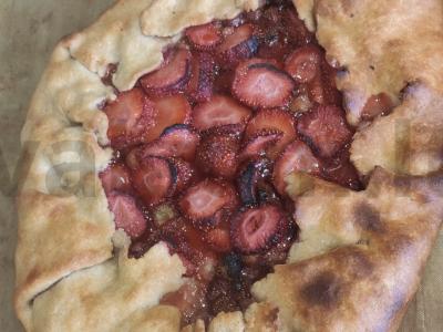 Uogų galeta pagrindine nuotrauka