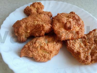 Baltymų-riešutų sausainiai pagrindine nuotrauka