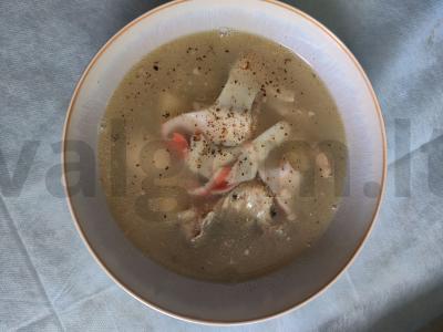 Krabų sriuba su skumbre pagrindine nuotrauka