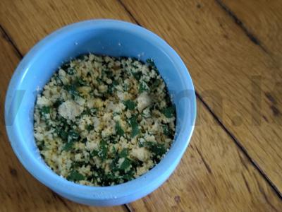 Kiaušiniai, įdaryti jauniems krienų lapams Žingsnis 3