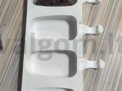 Kepimo popsai — ledai su vyšniomis ir pieniniu šokoladu Žingsnis 2