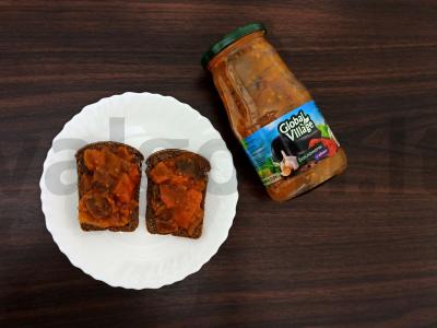 Kvapnūs ir traškūs tostai su baklažanų įdaru adžikoje pagrindine nuotrauka