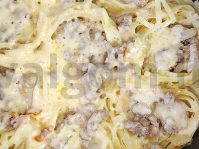 Makaronų lizdai su faršu pagrindine nuotrauka