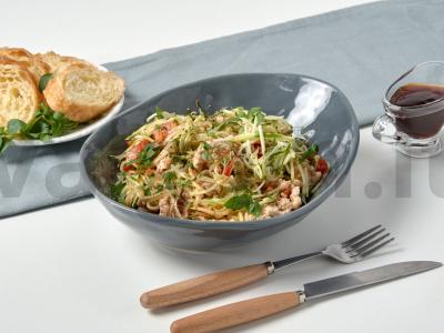 Cukinijų makaronai su kalakutienos filė ir Baileys likeriu pagrindine nuotrauka