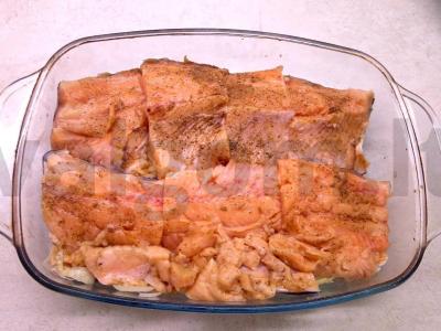 Kepta lašiša su pomidorais ir grietine Žingsnis 2