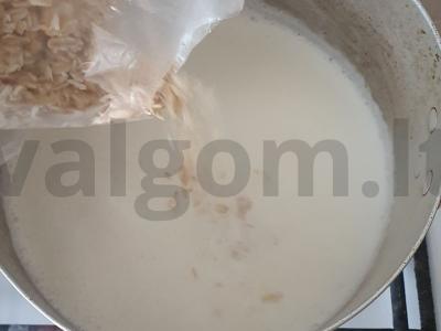 Avižų košės dubuo su bananais ir žemės riešutų pasta Žingsnis 1