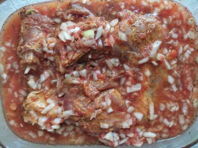 Šventinė aviena pomidorų padaže su džiovintais vaisiais Žingsnis 3