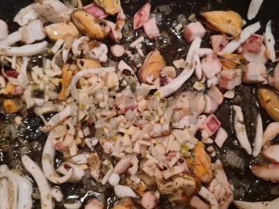 Jūros gėrybių makaronai Žingsnis 7