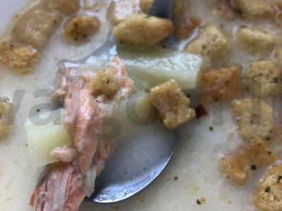 Grietinėlės sriuba su upėtakiu pagrindine nuotrauka