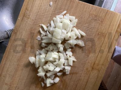 Vištienos kepenėlės, troškintos grietinėje Žingsnis 2