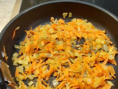 Menkių filė su sūrio ir daržovių užpilu Žingsnis 1