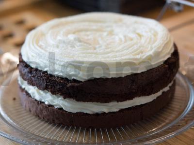 Namų šokoladinis tortas su kefyru ir kremu Žingsnis 12
