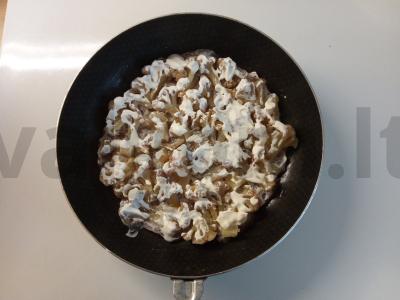 Kepta žiedinė kopūstai su vištiena Žingsnis 3