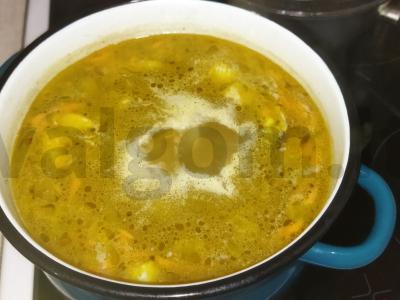 Sriuba su ryžių miltų ir ciberžolės kukuliais Žingsnis 4