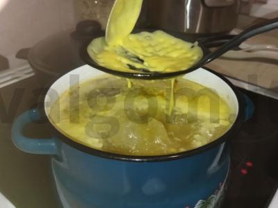 Sriuba su ryžių miltų ir ciberžolės kukuliais Žingsnis 5